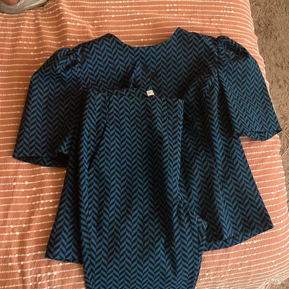 Women’s two piece pantsuit - Picture 1 of 6